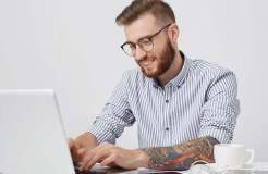 如何在 Google 表格中查看谁可以访问