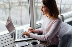 如何在 Google 表格中使用复选框