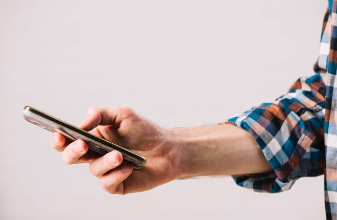 如何关闭 Crunchyroll 广告