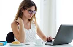 如何将产品添加到 Shopify 的页面