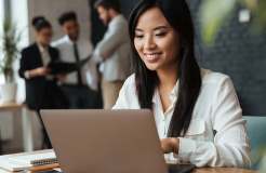 如何将 Google 表格添加到 Google 文档