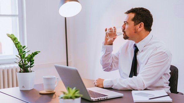 1666160546874093053.jpg p3230282a307531881-ss.jpg