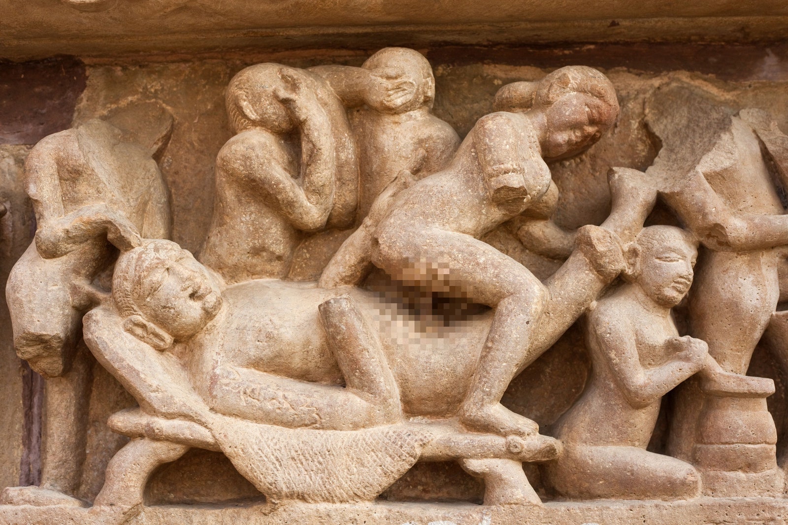 1640276844107050980.jpg 1640276844107050980.jpg